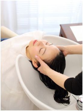 COIFFEUR VISAGISTE Rituel CRÂNIEN SHIATSU
